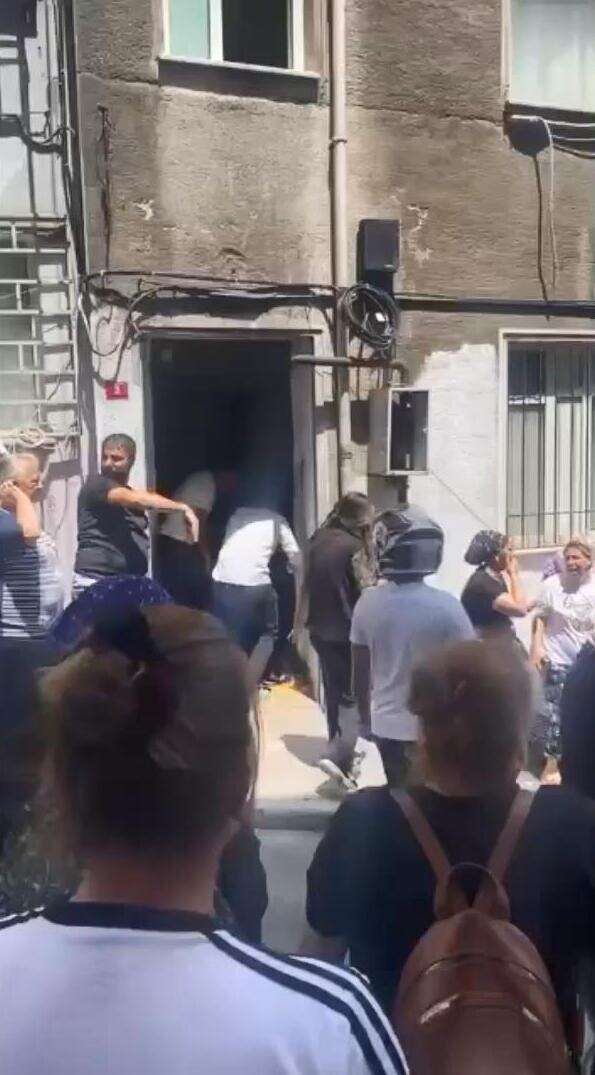 Eski eşiyle ilişkisi olan adamı kurşunladı 4